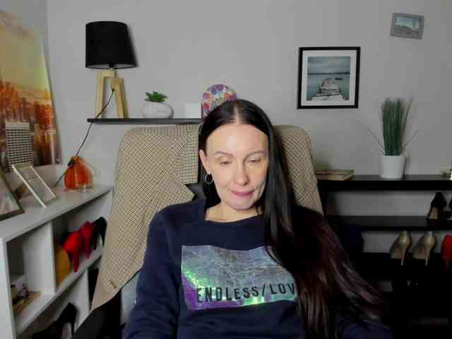 velvetJasmine webcam