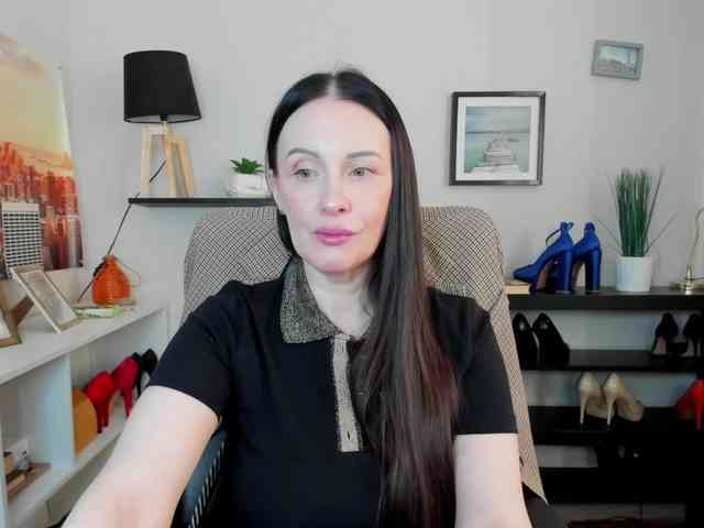 velvetJasmine webcam