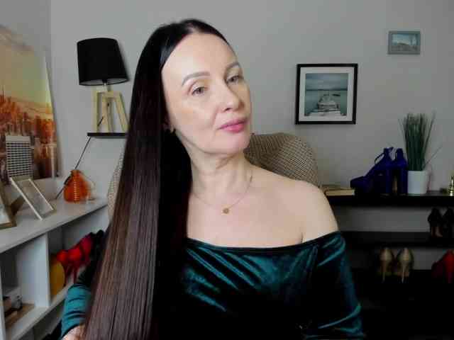 velvetJasmine webcam