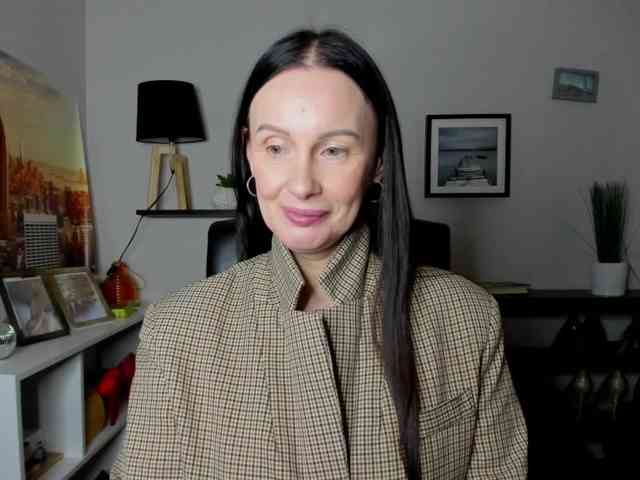 velvetJasmine webcam