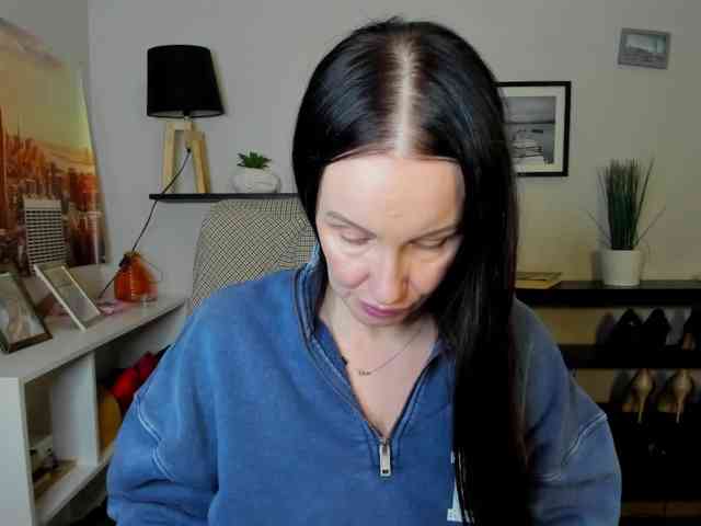 velvetJasmine webcam