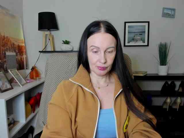 velvetJasmine webcam