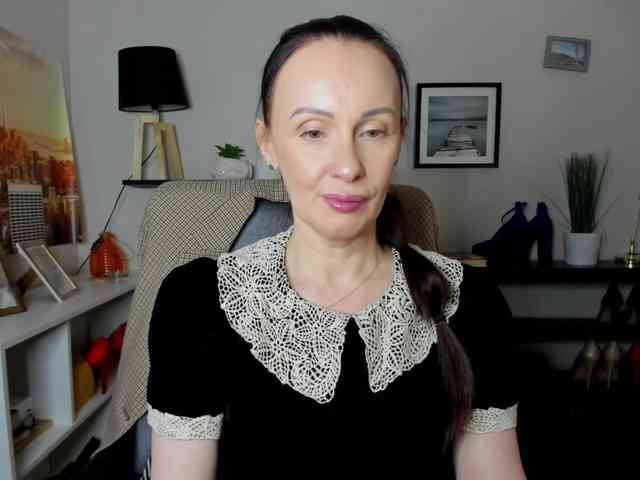 velvetJasmine webcam