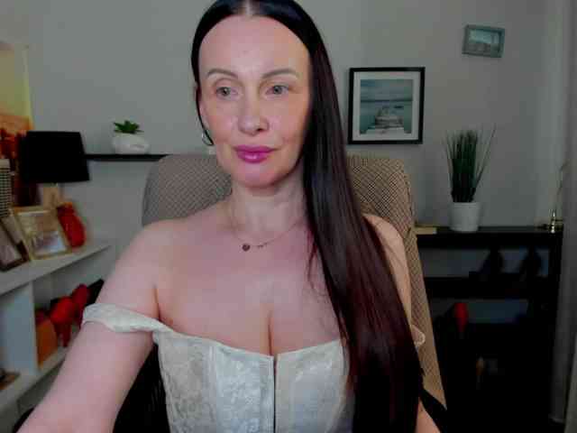 velvetJasmine webcam