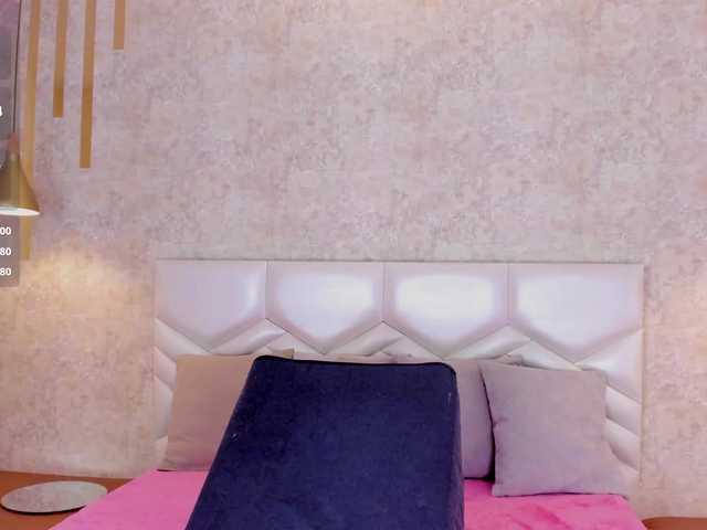 AriiNovoa's BongaCams show and profile