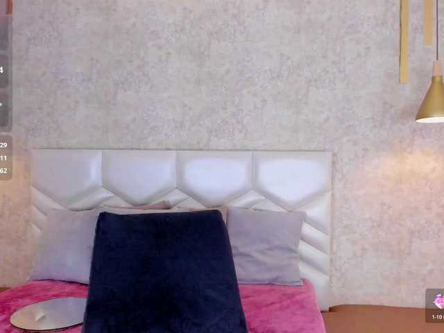 AriiNovoa's BongaCams show and profile