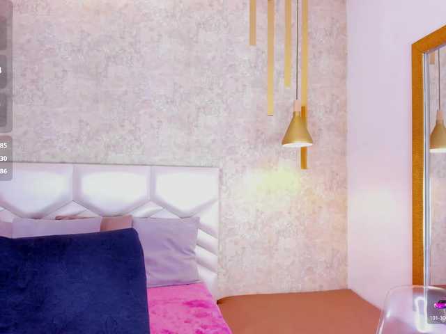 AriiNovoa's BongaCams show and profile