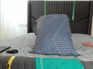 Little-Freak Porn Show