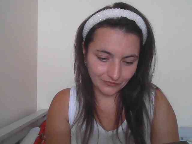 DInaraXRose Live Webcam on BongaCams