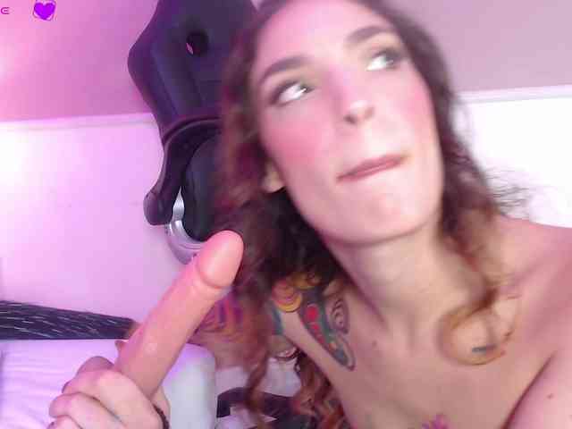 ElaMorris webcam