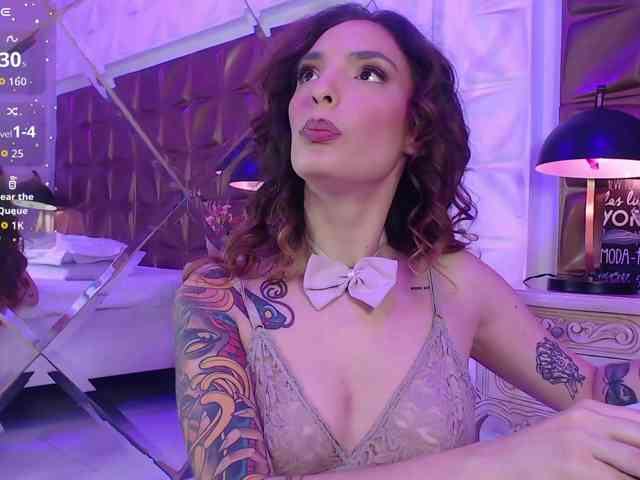 ElaMorris webcam