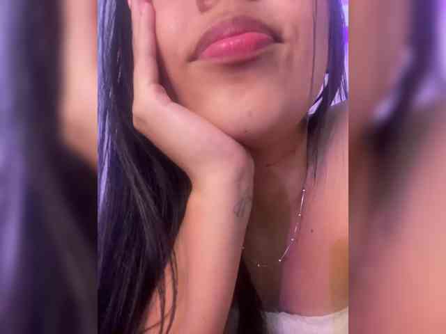 ValeryMonserrat ValeryMonserrat