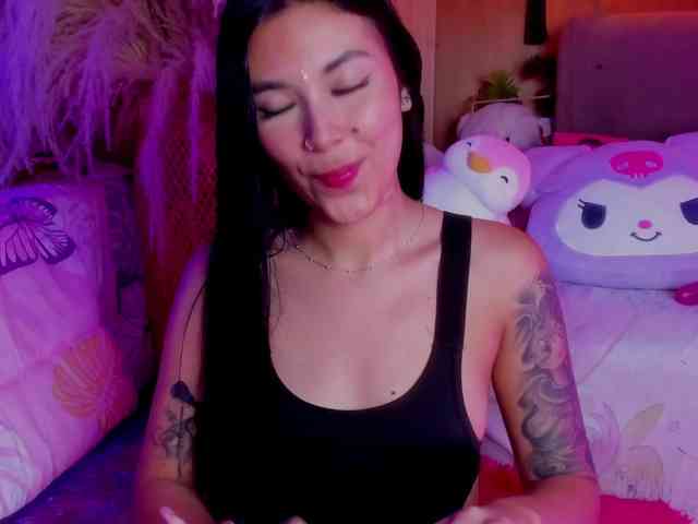 ValeryMonserrat webcam