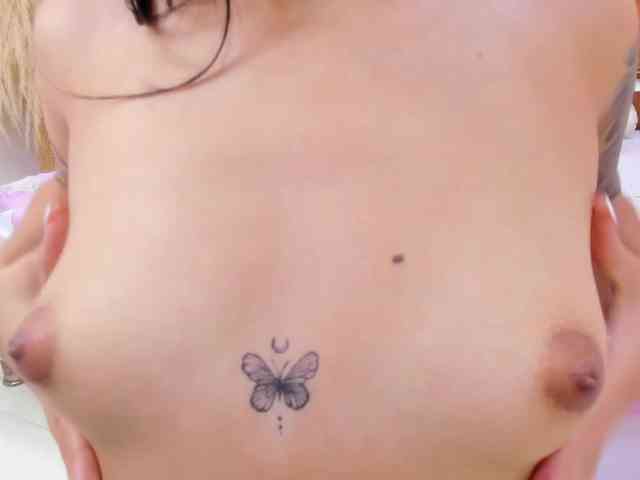 ValeryMonserrat webcam