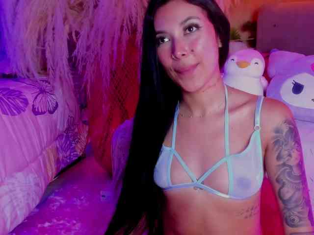 ValeryMonserrat webcam