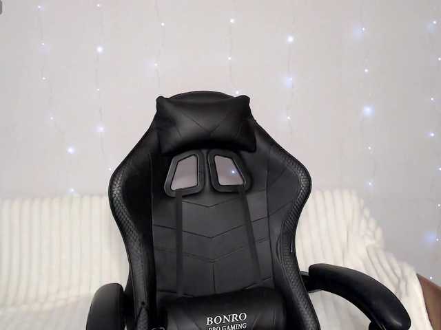 -Lina-'s BongaCams show and profile