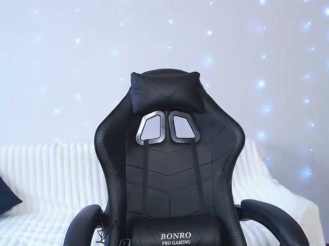 -Lina-'s BongaCams show and profile