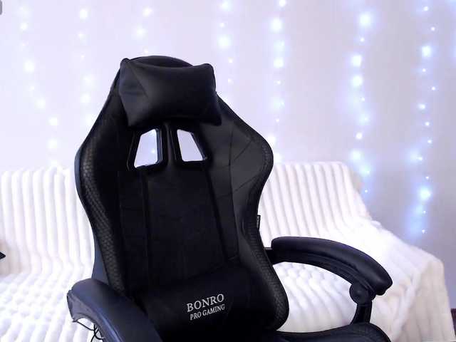 -Lina-'s BongaCams show and profile