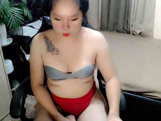 UrasianBigcock16 Live Webcam on BongaCams