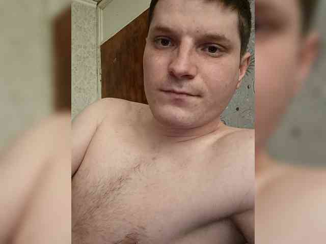 Maxi228a Live Webcam on BongaCams