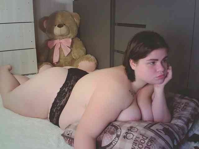 Adelina02 webcam