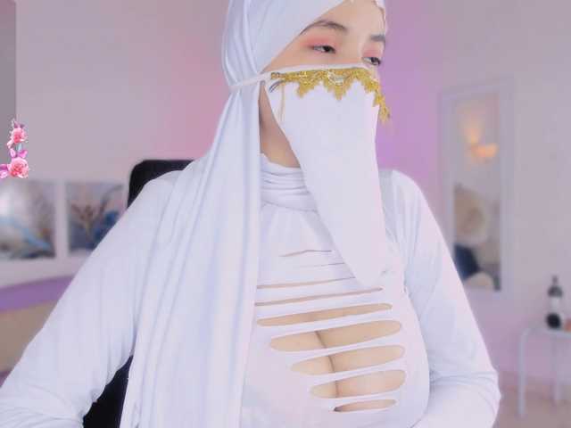 le modèle salma-isawwi est en webcam porno dans un show sur le site bongacams, il possède les tags suivants: Arab,Brunette,Trimmed