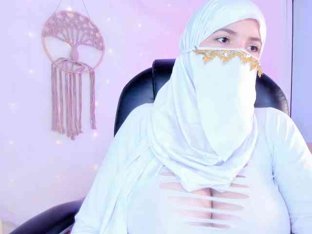 salma-isawwi webcam