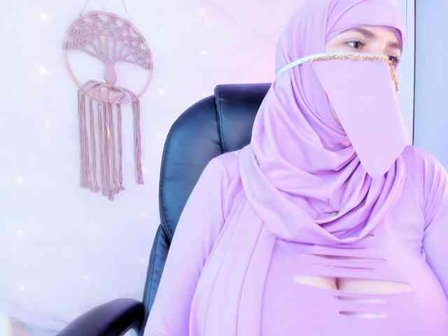 salma-isawwi webcam