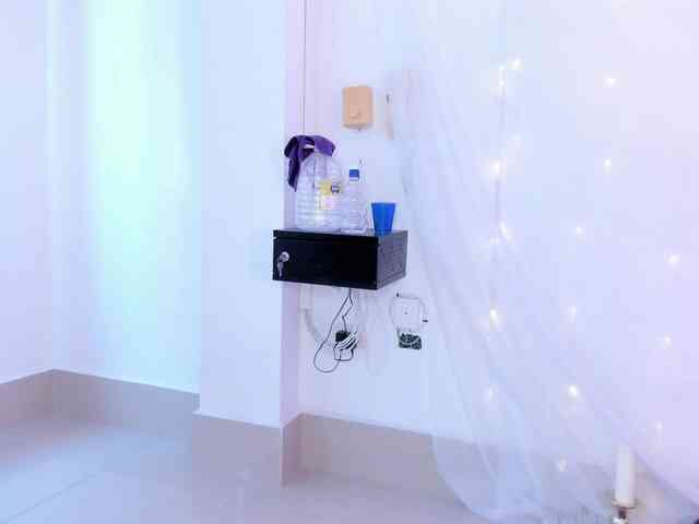 salma-isawwi webcam