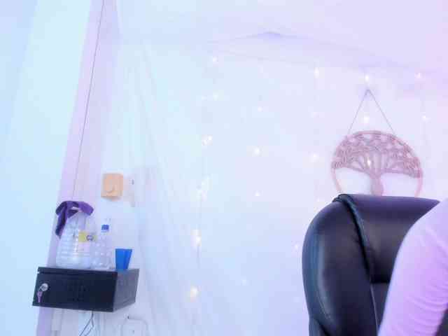 salma-isawwi webcam