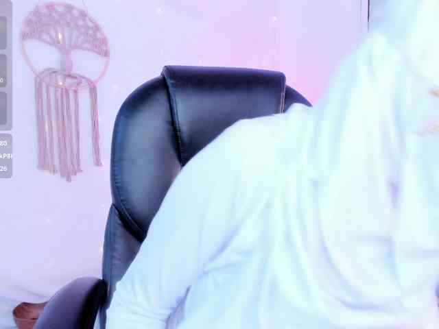 salma-isawwi webcam