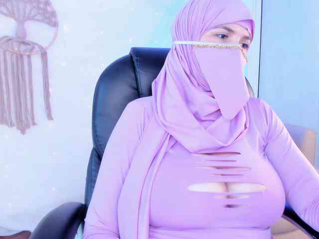 salma-isawwi webcam