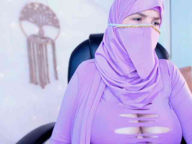 salma-isawwi webcam