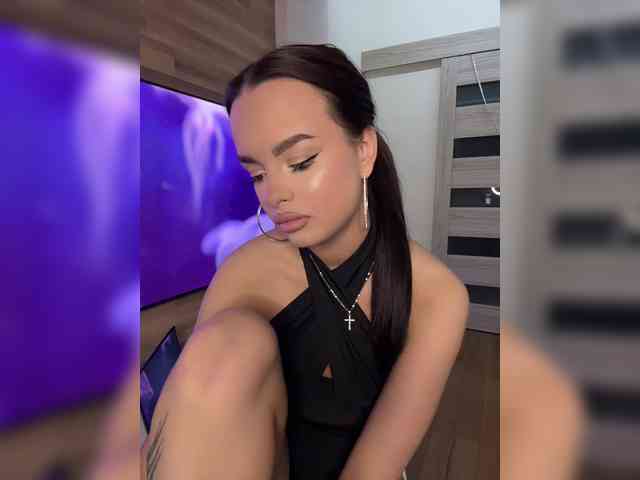 Lola-li Live Webcam on BongaCams