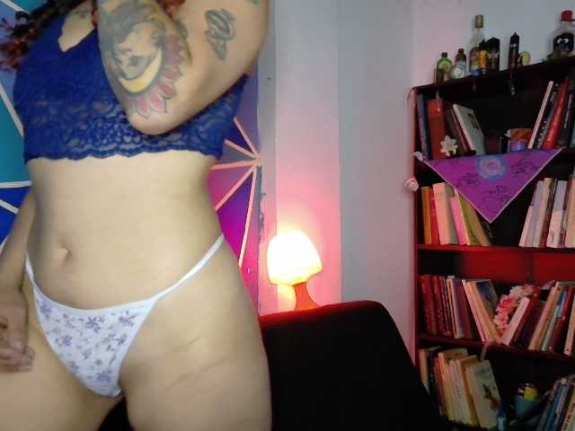 Elizabeth911's BongaCams show and profile