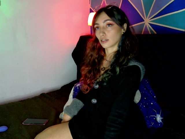 Elizabeth911's BongaCams show and profile