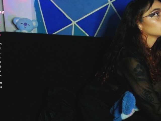 Elizabeth911's BongaCams show and profile