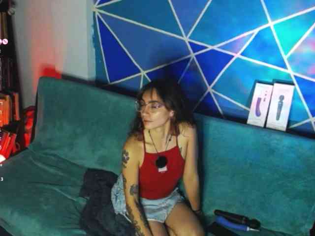 Elizabeth911 Live Webcam on BongaCams