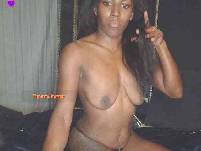 Mshazelrose webcam