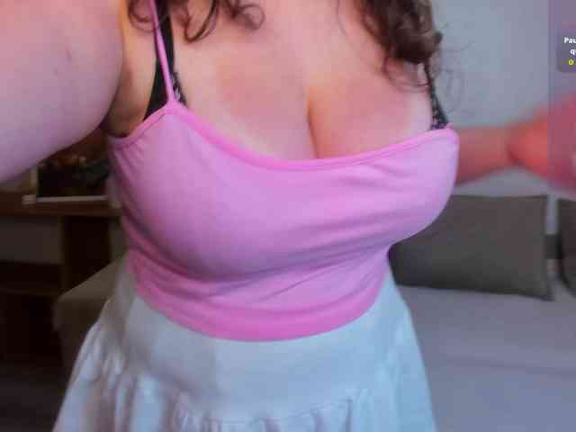 ElinaStarr webcam