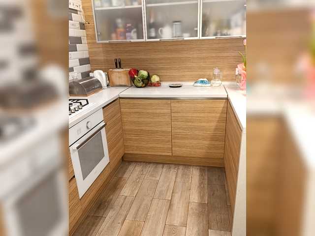 EnergyGirl's BongaCams show and profile