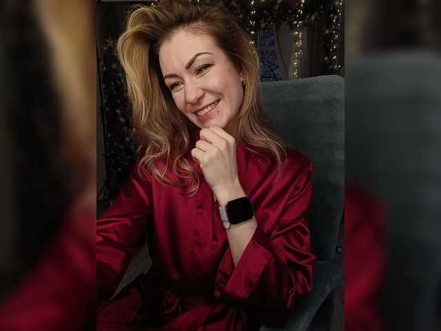 EnergyGirl's BongaCams show and profile