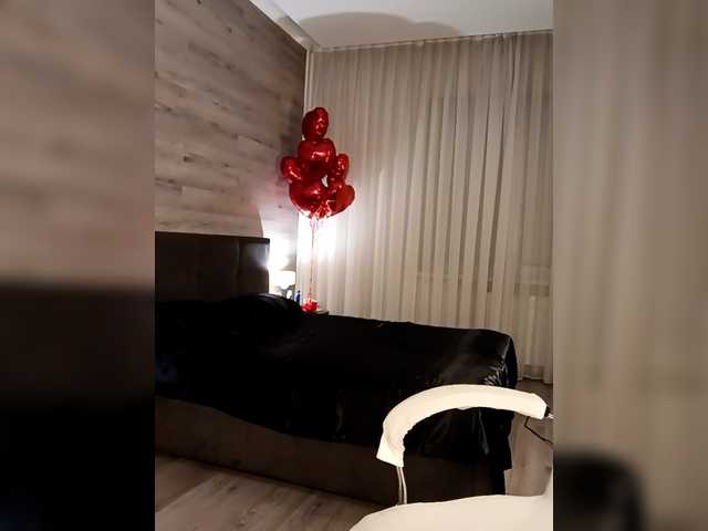 EnergyGirl's BongaCams show and profile