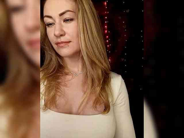 EnergyGirl webcam