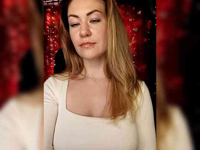 EnergyGirl webcam