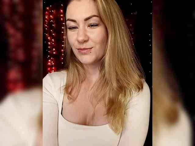 EnergyGirl webcam