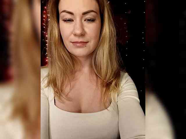 EnergyGirl webcam
