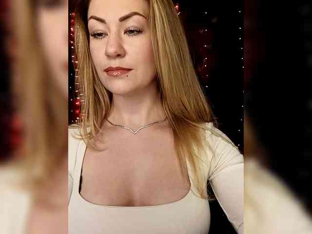 EnergyGirl webcam