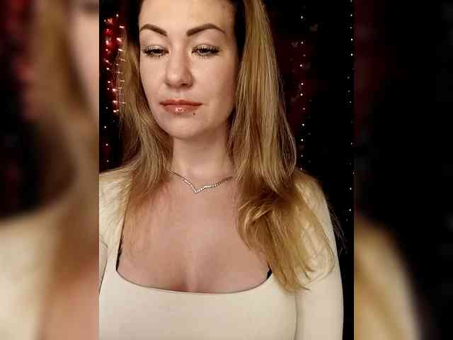EnergyGirl webcam
