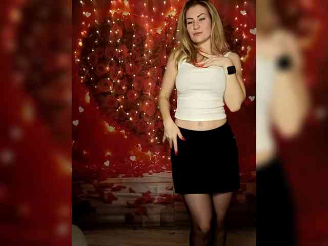 EnergyGirl Live Webcam on BongaCams